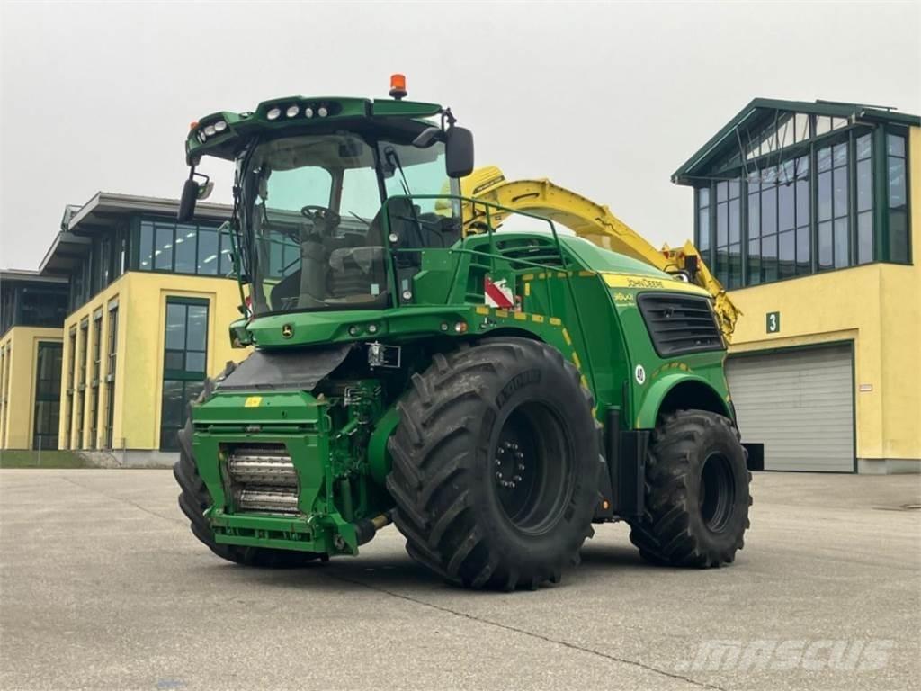 John Deere 9800i 자동 초지기계