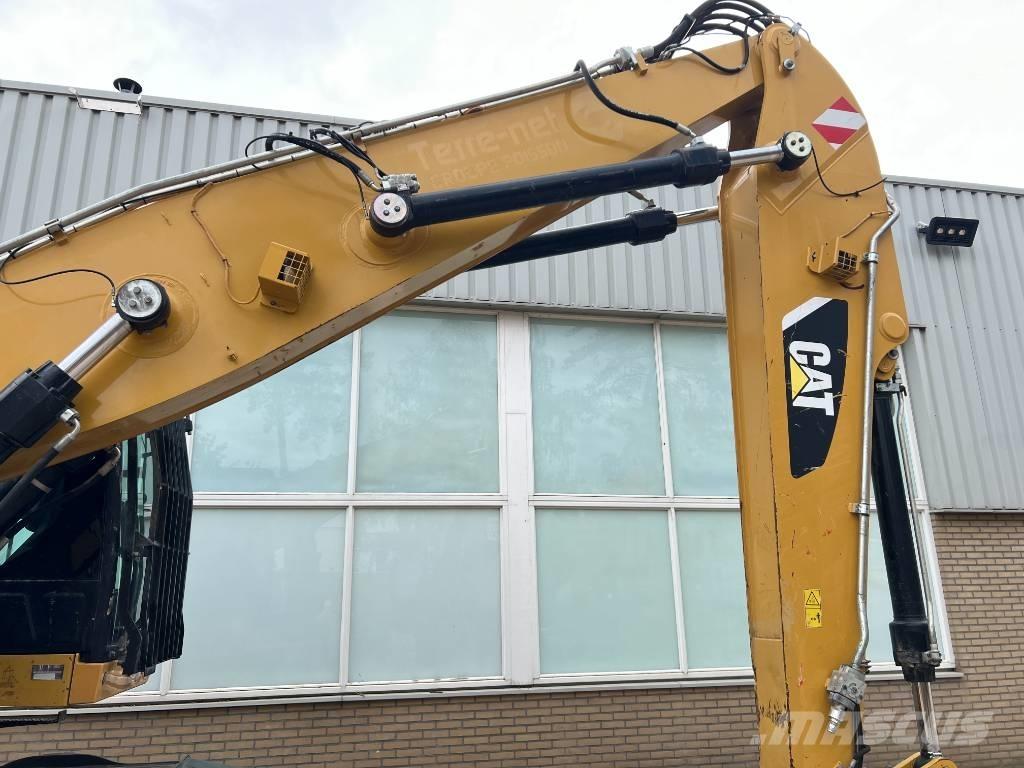 CAT MH3022  2015   CE 폐기물/산업 처리기