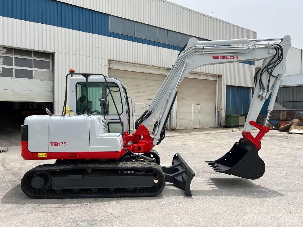 Takeuchi TB175 중형굴삭기 7톤-28톤