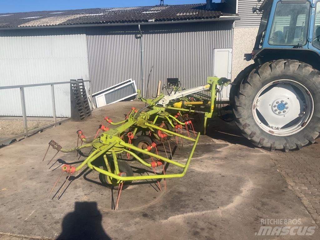CLAAS Volto 770 갈퀴 및 테더