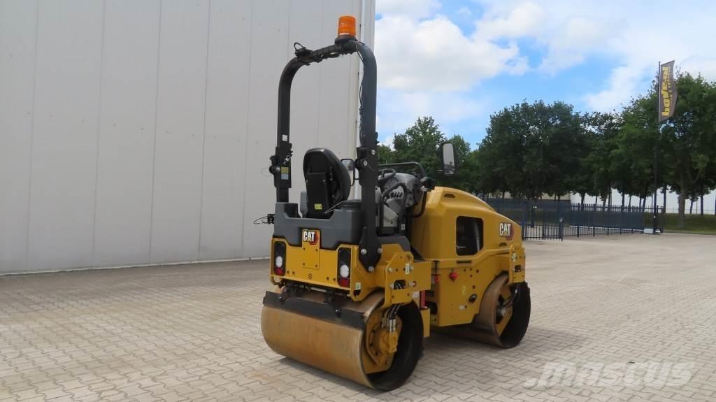CAT CB2.7GC 트윈 드럼 롤러