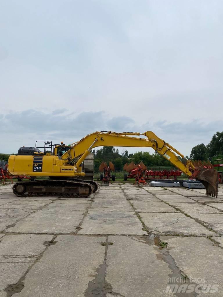 Komatsu PC 210 LC 대형 굴삭기 29톤 이상