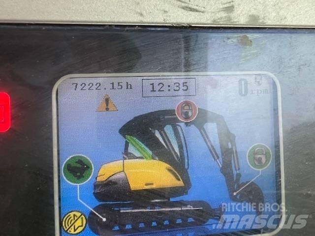 Mecalac 8 M CR 중형굴삭기 7톤-28톤