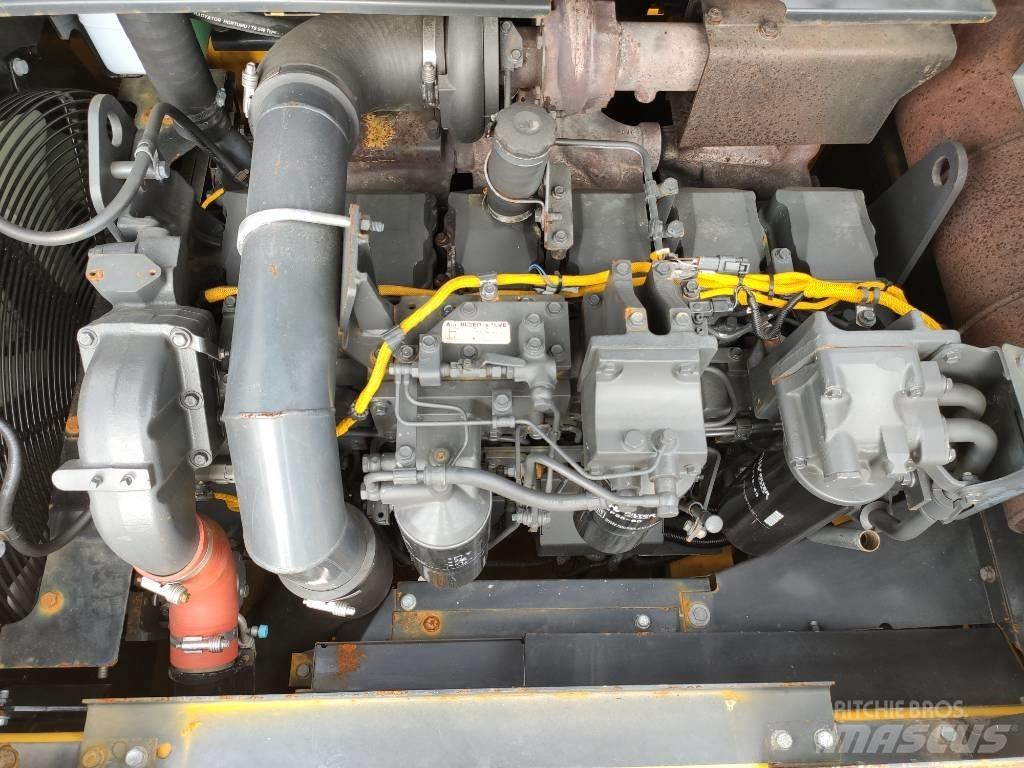 Komatsu PC450-8 대형 굴삭기 29톤 이상