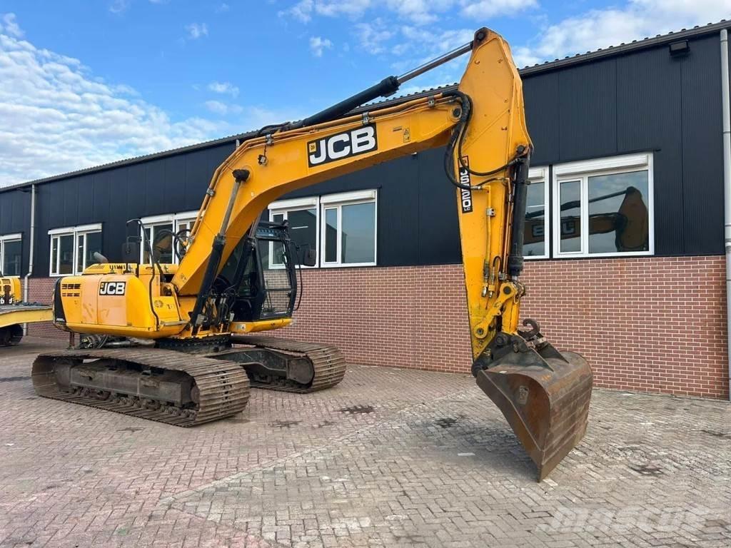 JCB JS220LC 대형 굴삭기 29톤 이상