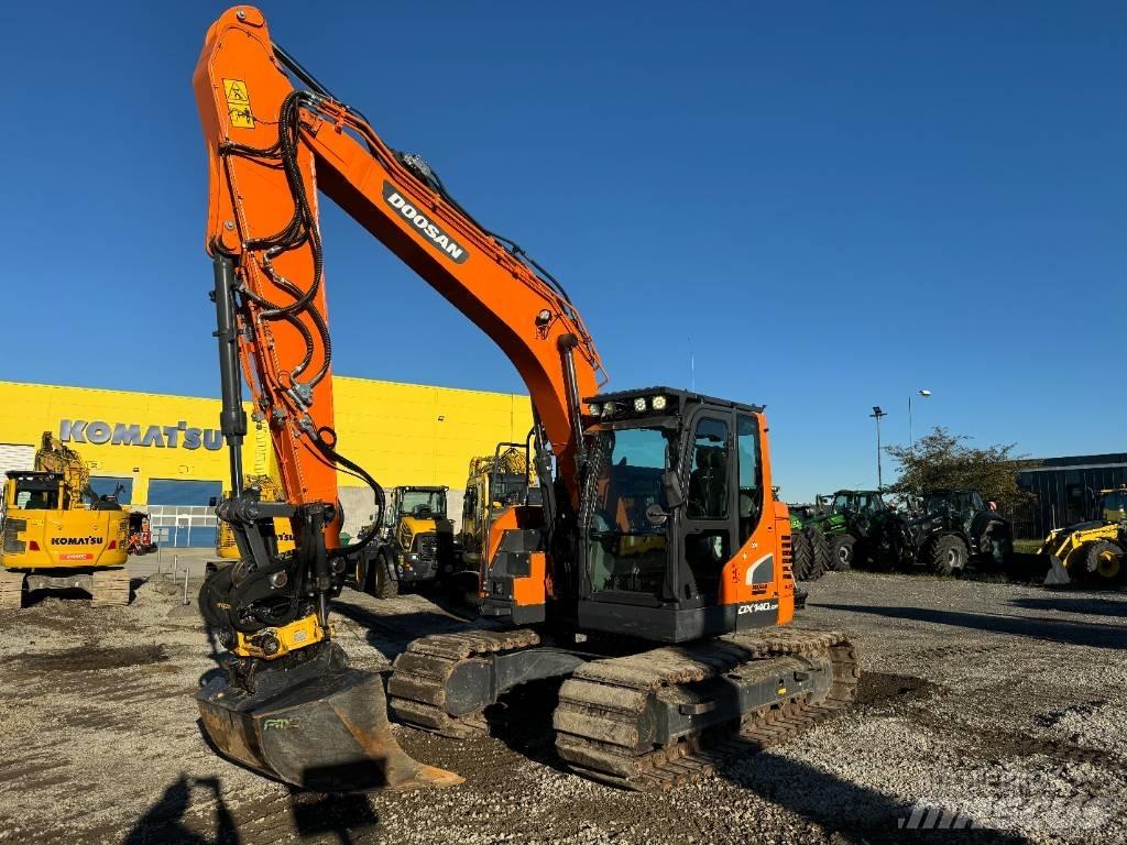 Doosan DX140LCR-5 대형 굴삭기 29톤 이상
