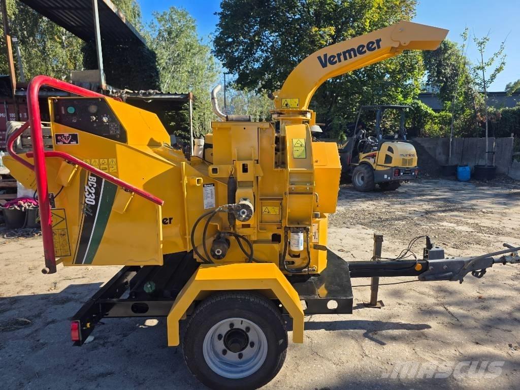 Vermeer BC230XL 톱밥제조기