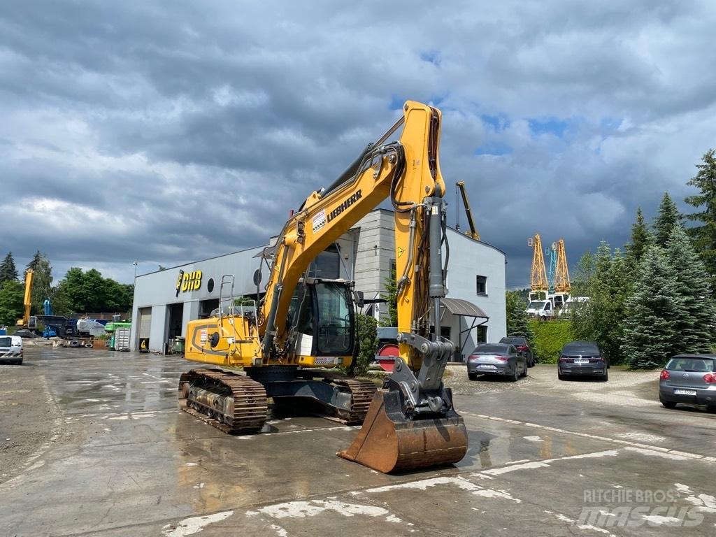 Liebherr R924LC 대형 굴삭기 29톤 이상