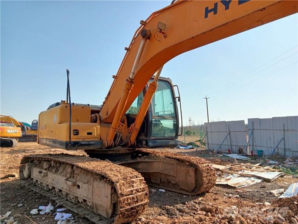 Hyundai R225LC-7 대형 굴삭기 29톤 이상