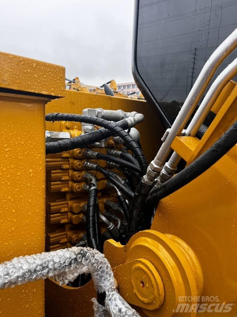 CAT 307 E2 대형 굴삭기 29톤 이상