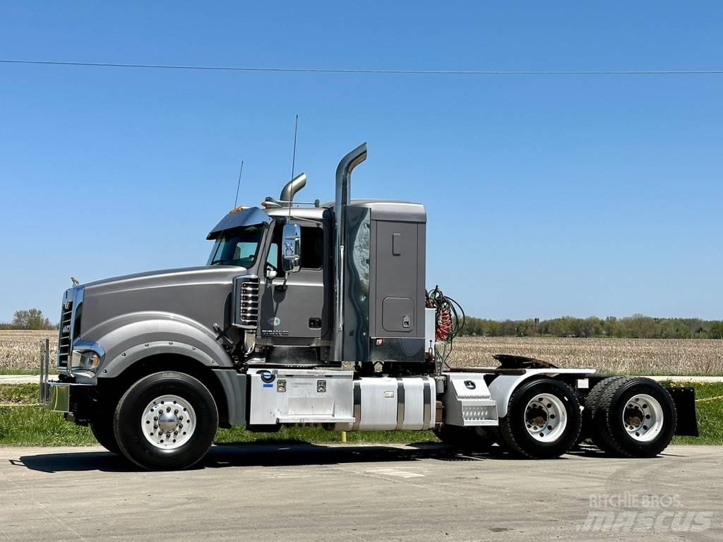 Mack Titan TD 713 새시 운전실 트럭