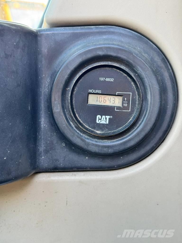 CAT M 315 C  휠 굴삭기