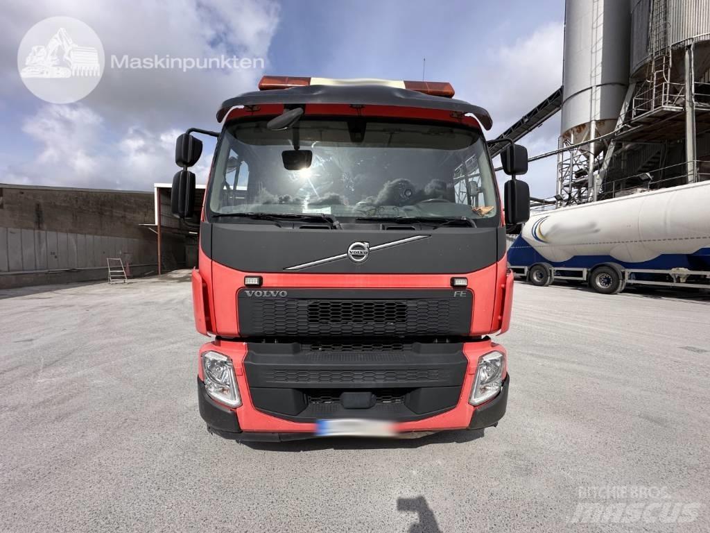 Volvo FE 320 콘크리트 믹서트럭