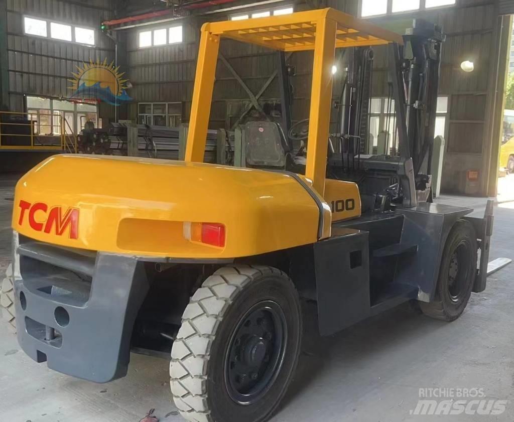 TCM 100 리치 트럭