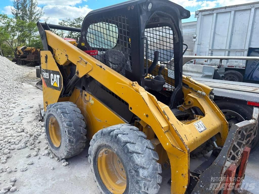 CAT 262 D  스키드로더