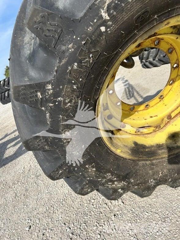 BKT 600/65R28 건설 장비 - 기타