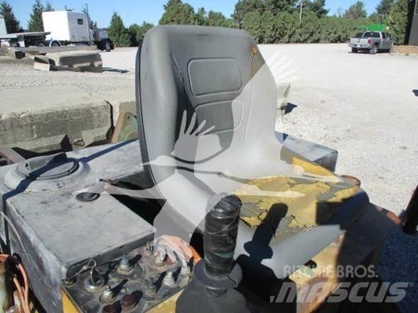 Bomag BW137AD 싱글 드럼 롤러