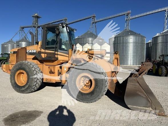 CASE 821C  휠로우더