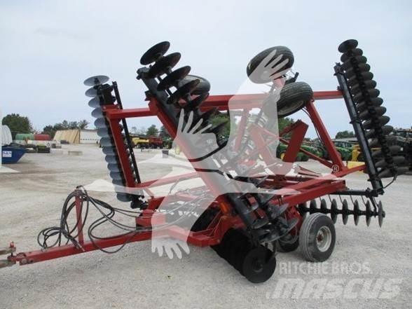 Case IH 496 디스크 하로우(쇄토기)
