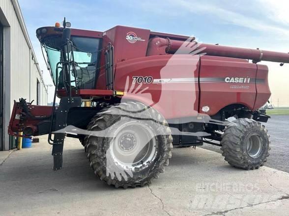 Case IH 7010 콤바인 수확기