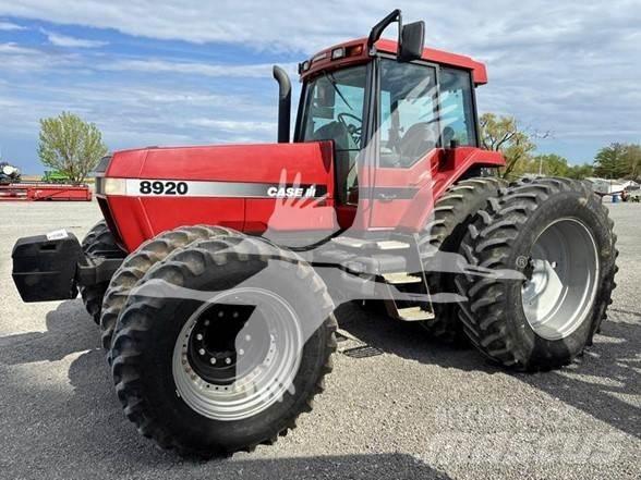Case IH 8920 트랙터