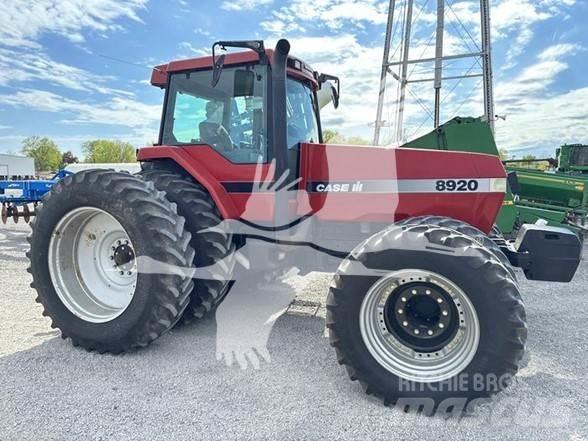 Case IH 8920 트랙터