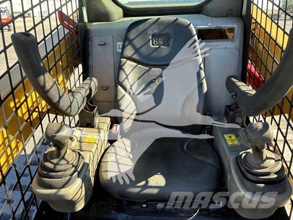 CAT 259D  스키드로더