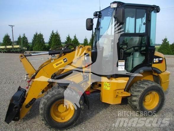 CAT 903D  휠로우더