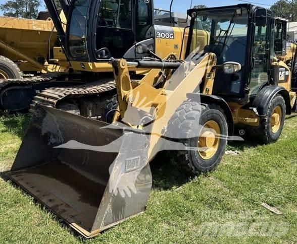 CAT 906M  휠로우더