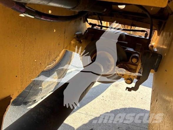 CAT 920  휠로우더