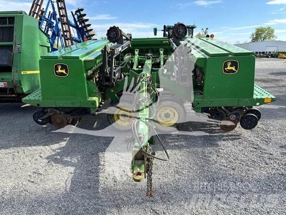 John Deere 455 드릴