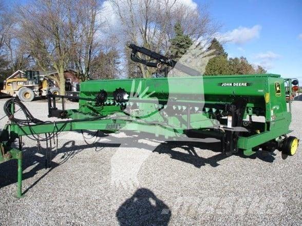 John Deere 750 드릴