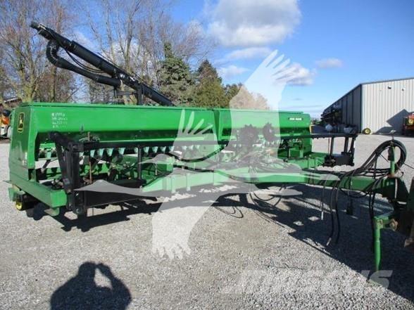 John Deere 750 드릴