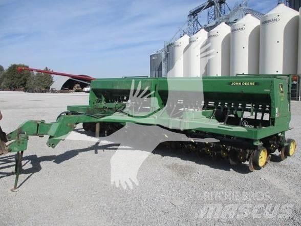 John Deere 750 드릴