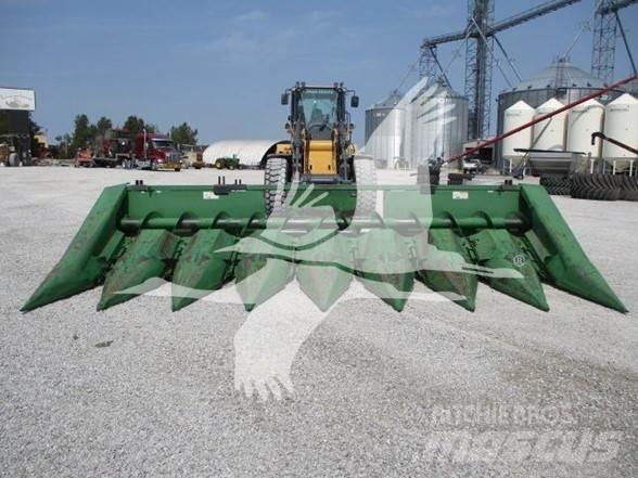 John Deere 843 콤바인 헤드
