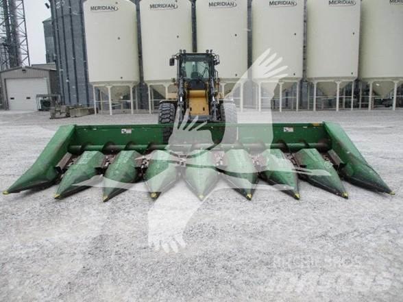 John Deere 843 콤바인 헤드