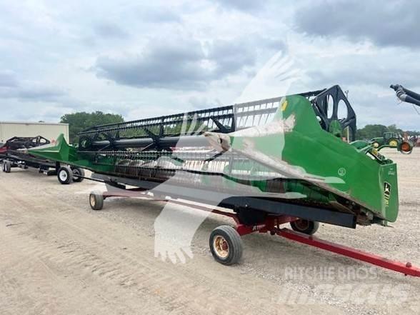 John Deere 925 콤바인 헤드