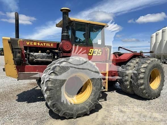 Versatile 935 트랙터