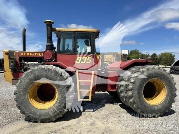 Versatile 935 트랙터