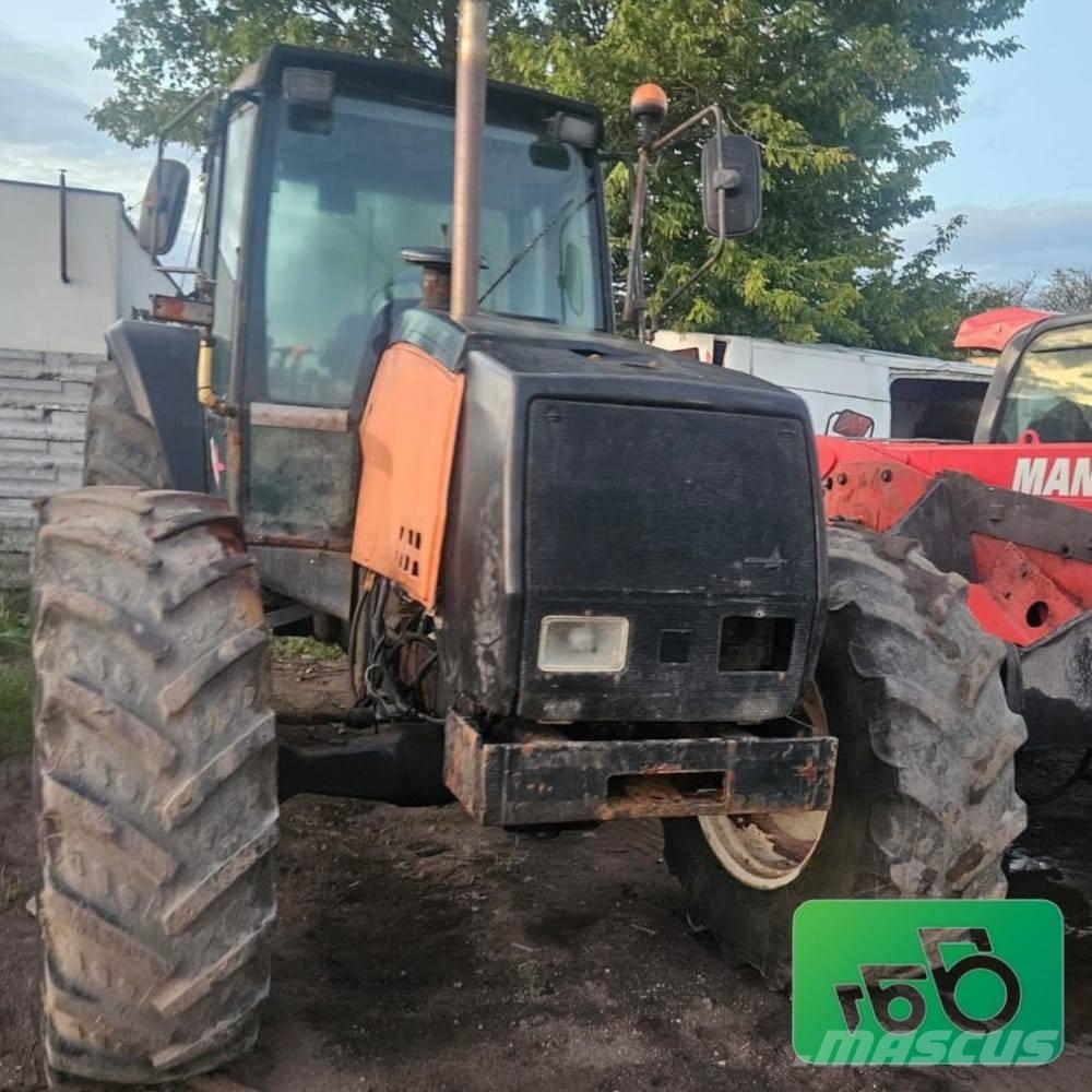 Valmet 8350. Parts 트랙터
