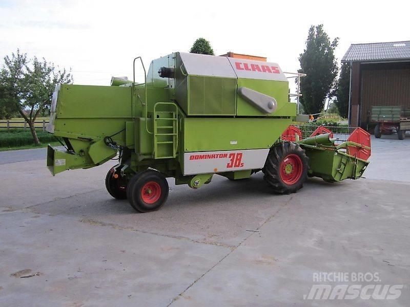 CLAAS Dominator 38 콤바인 수확기