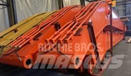 Doosan DX 225 LRA 백호