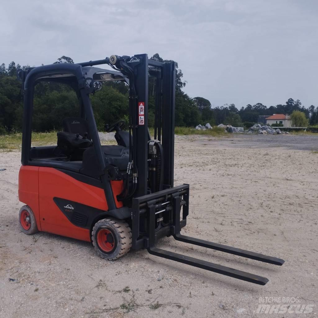 Linde E 20 전동 지게차