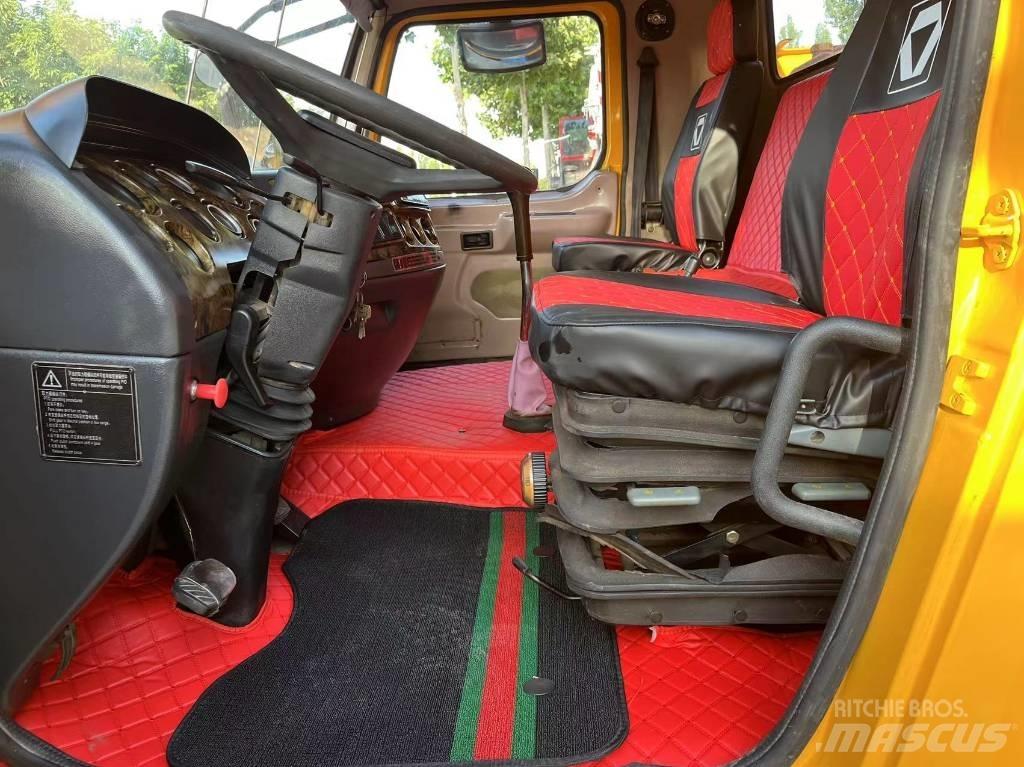 XCMG QY70K A/T 크레인