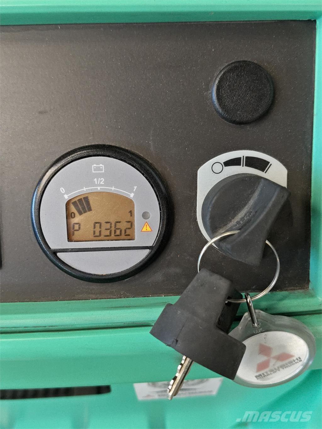 Mitsubishi PBV20N3 플랫폼 트럭