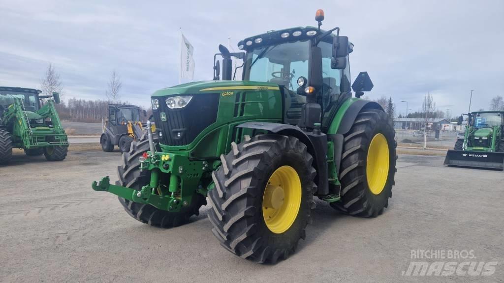 John Deere 6230 R 트랙터