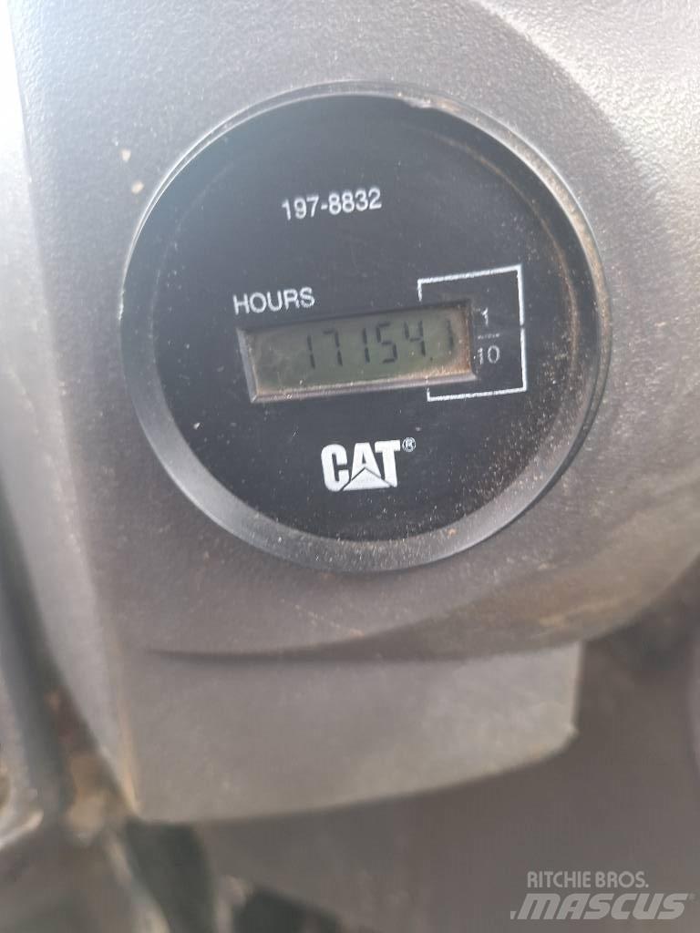 CAT IT 14 G  휠로우더