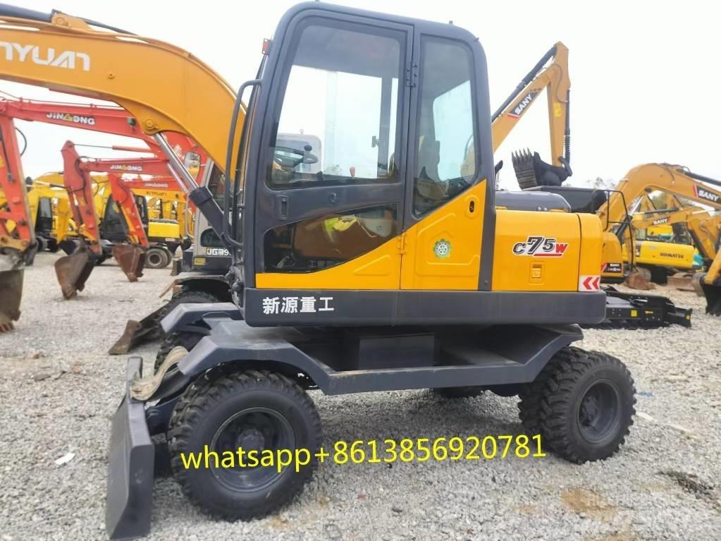 Xinyuan XYB75-9  휠 굴삭기