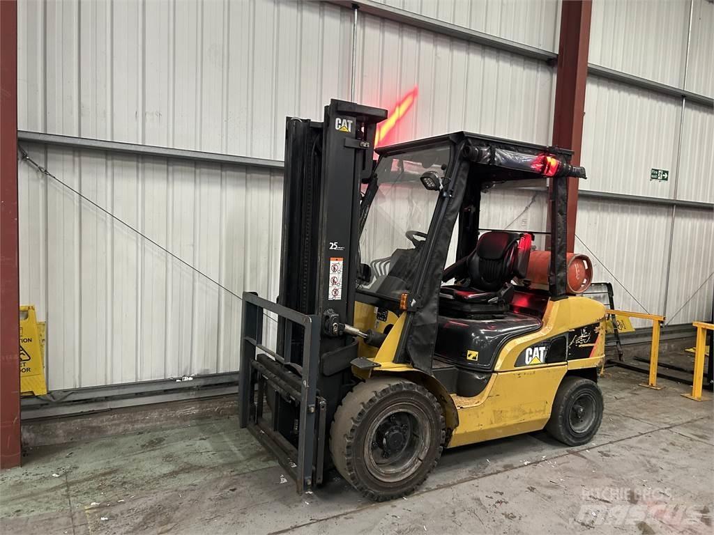 CAT GP35NT LPG 지게차