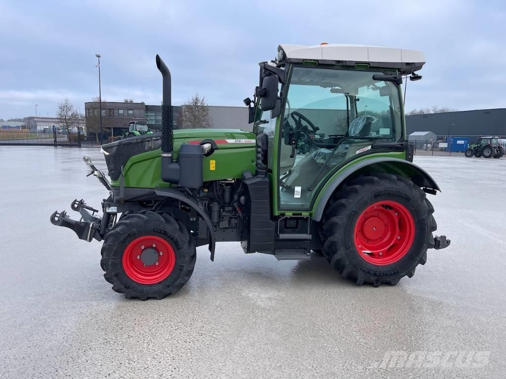 Fendt 208 F Vario 트랙터